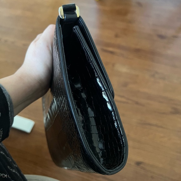 Gucci Black Crocodile Embossed Crossbody Bag - Picture 16 of 16